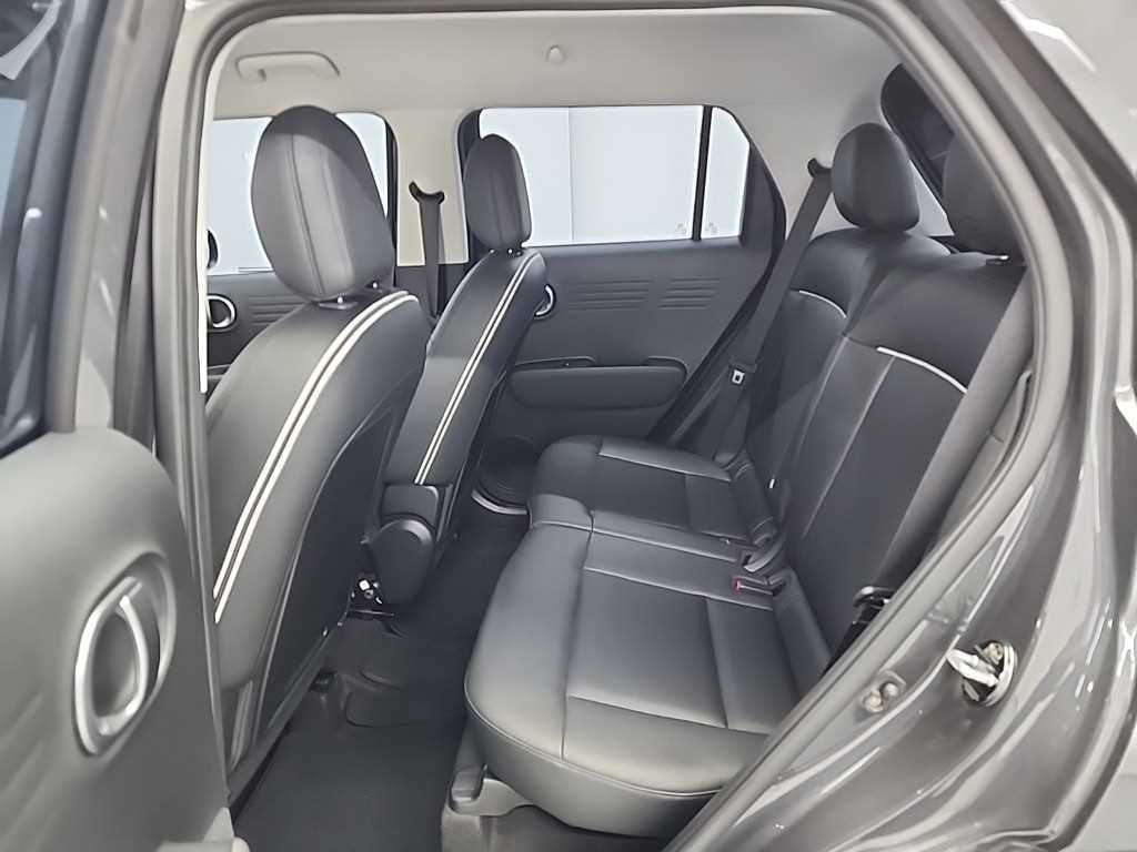 HYUNDAI Casper - Vista 12