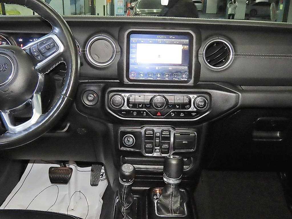 Jeep Wrangler - Vista 11