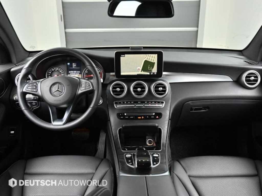 Mercedes Benz GLC Class - Vista 7