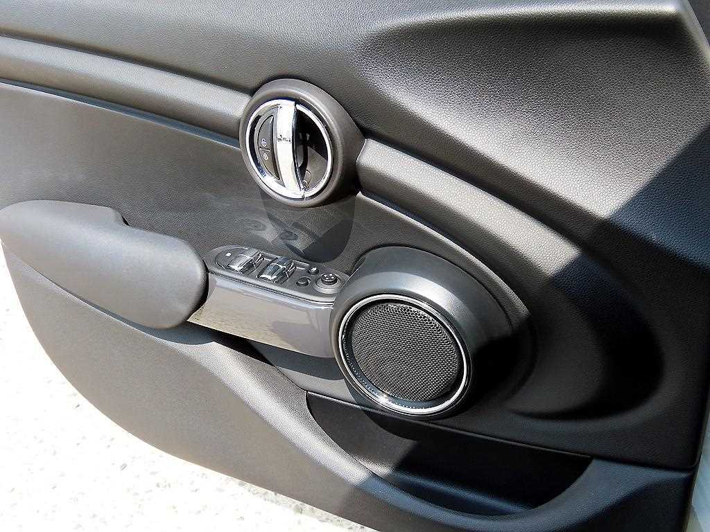 Mini Cooper - Vista 12