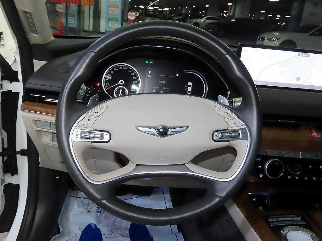 Genesis G80 - Vista 10