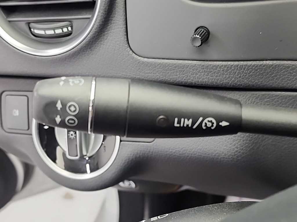 Mercedes Benz C Class 2012 Plateado - Importación desde Corea - HF Imports Iquique - Foto 17