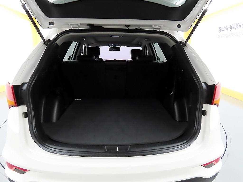 HYUNDAI Santa Fe 2016 Blanco - Importación desde Corea - HF Imports Iquique - Foto 18