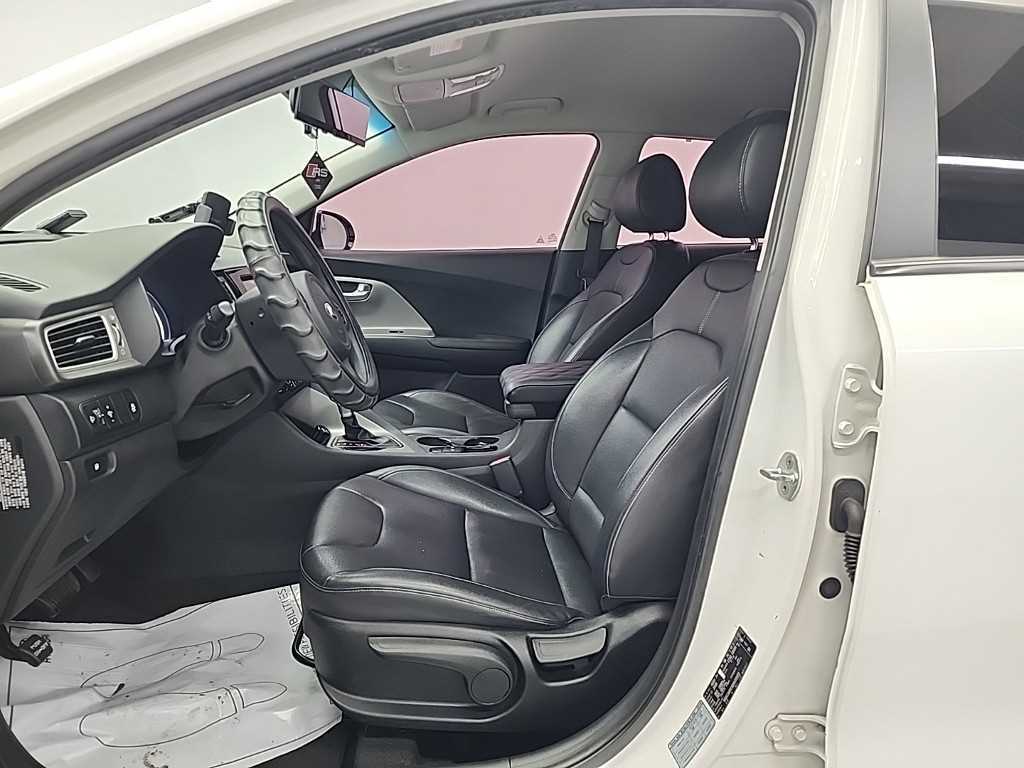 KIA Niro - Vista 11
