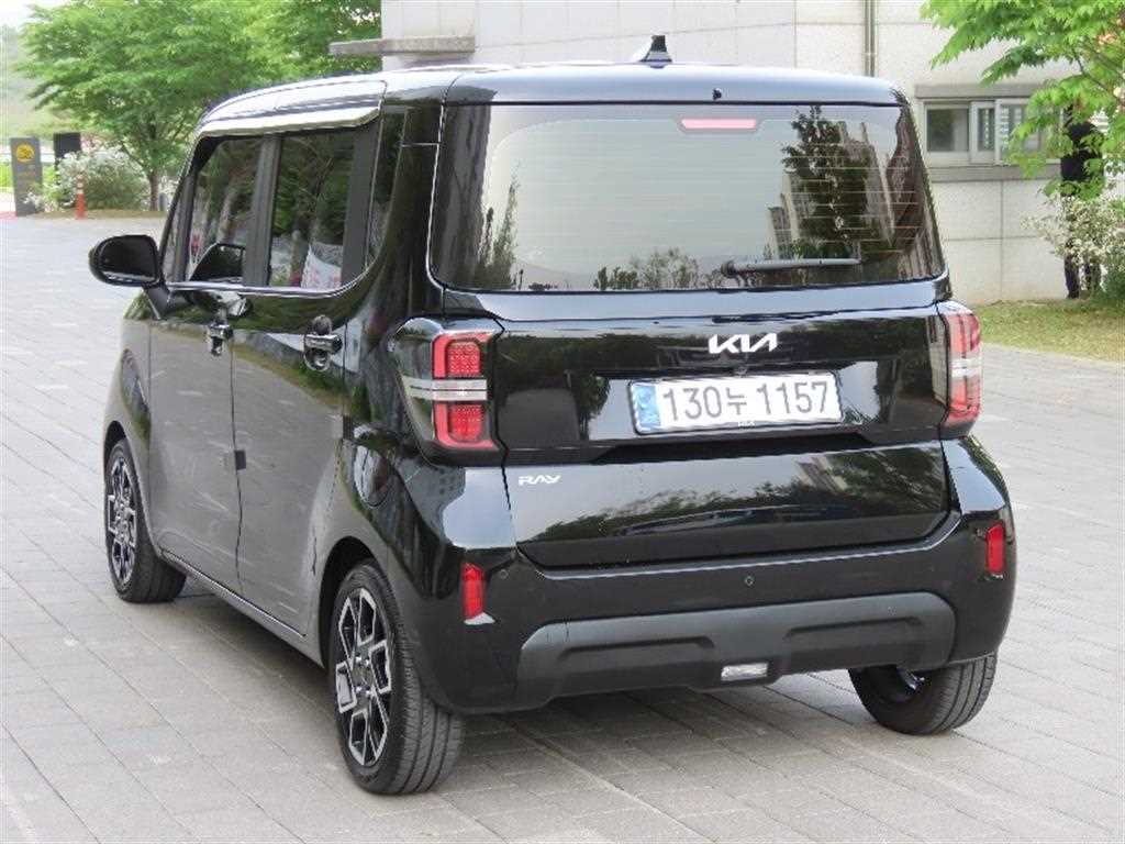 KIA Ray - Vista 4