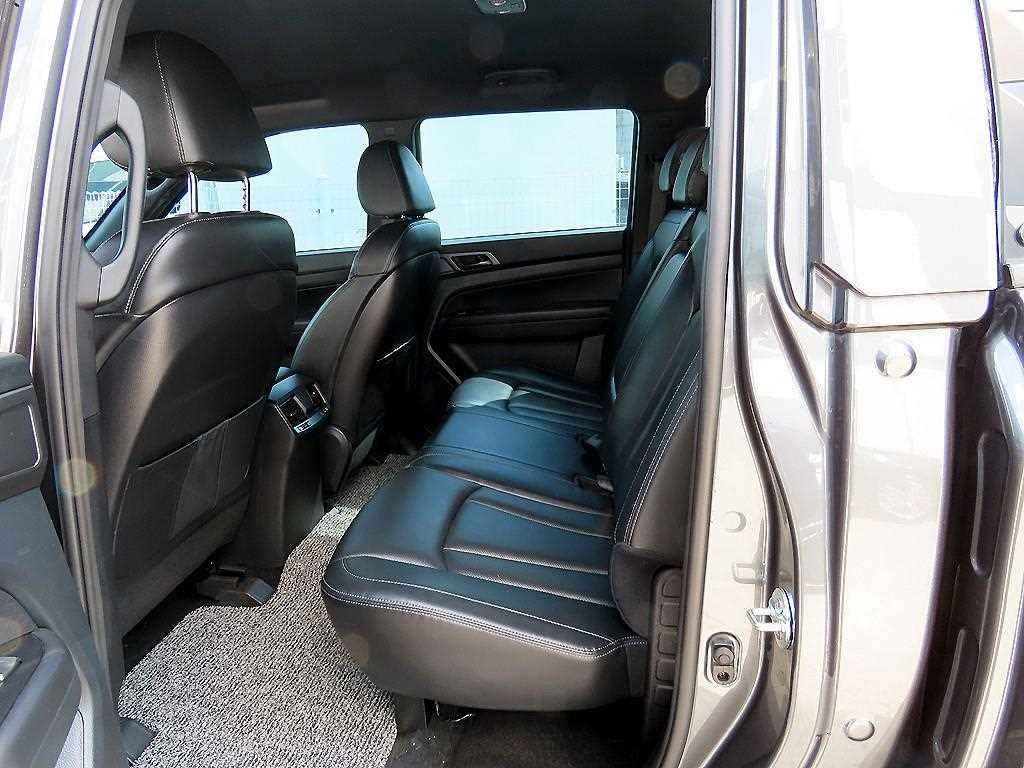 Ssangyong Rexton - Vista 6