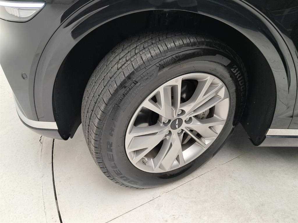 Genesis GV70 2025 Negro - Importación desde Corea - HF Imports Iquique - Foto 20