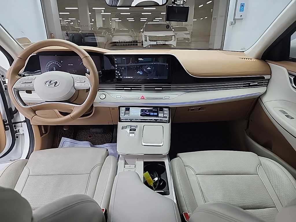 HYUNDAI Grandeur - Vista 7