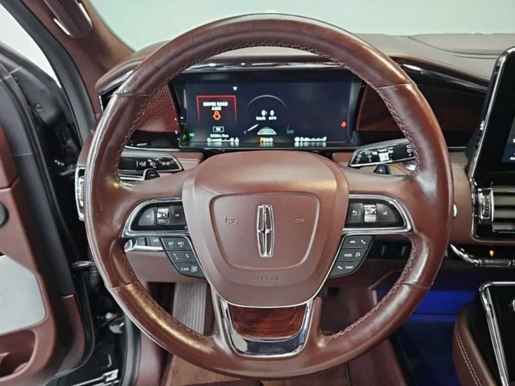 Lincoln Navigator - Vista 7