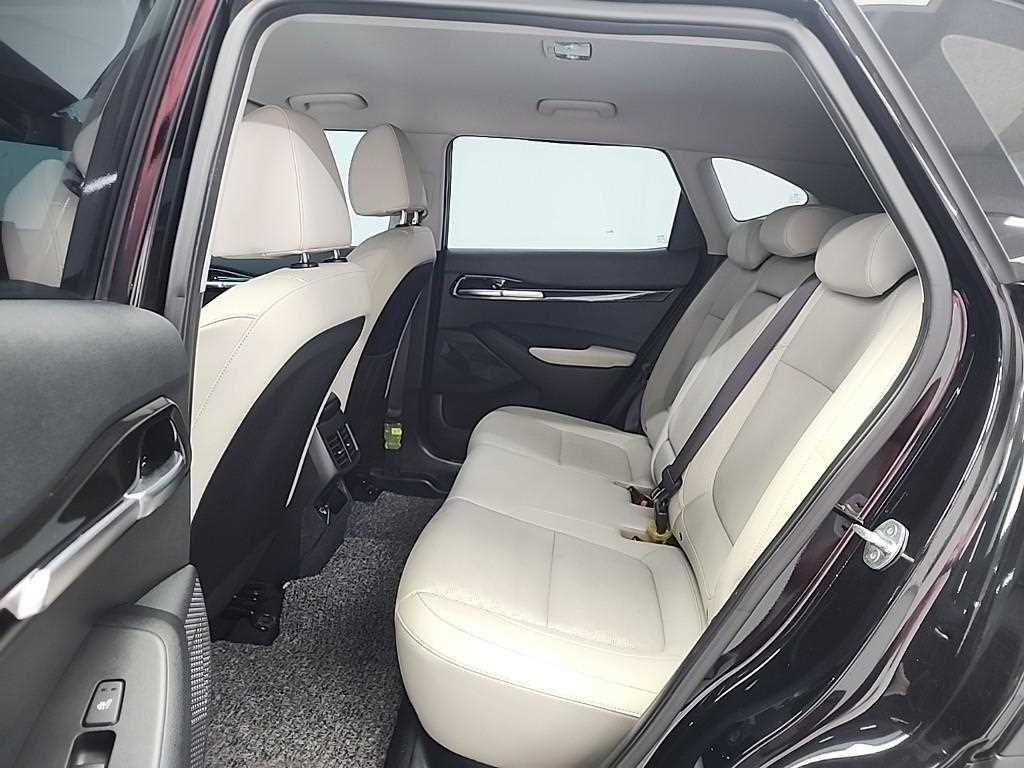 KIA Seltos - Vista 12