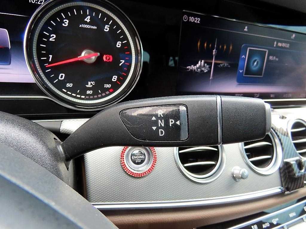 Mercedes Benz E class - Vista 10