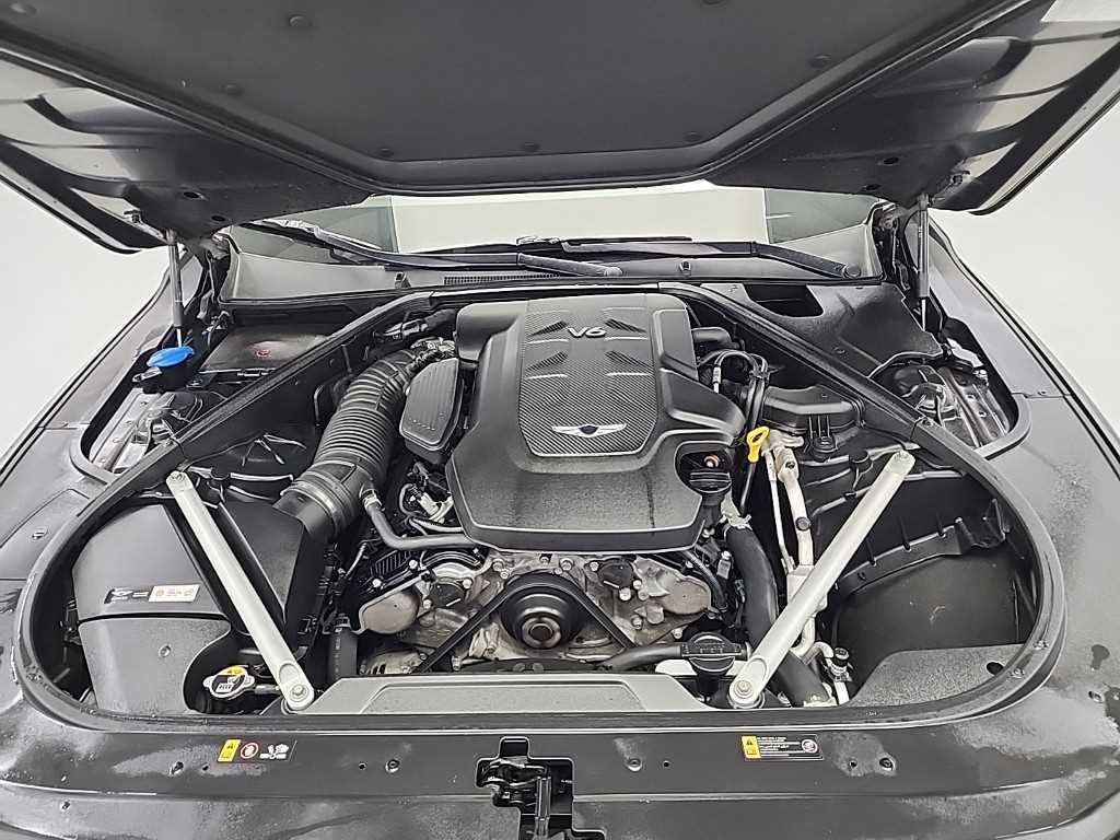 Genesis G90 - Vista 5