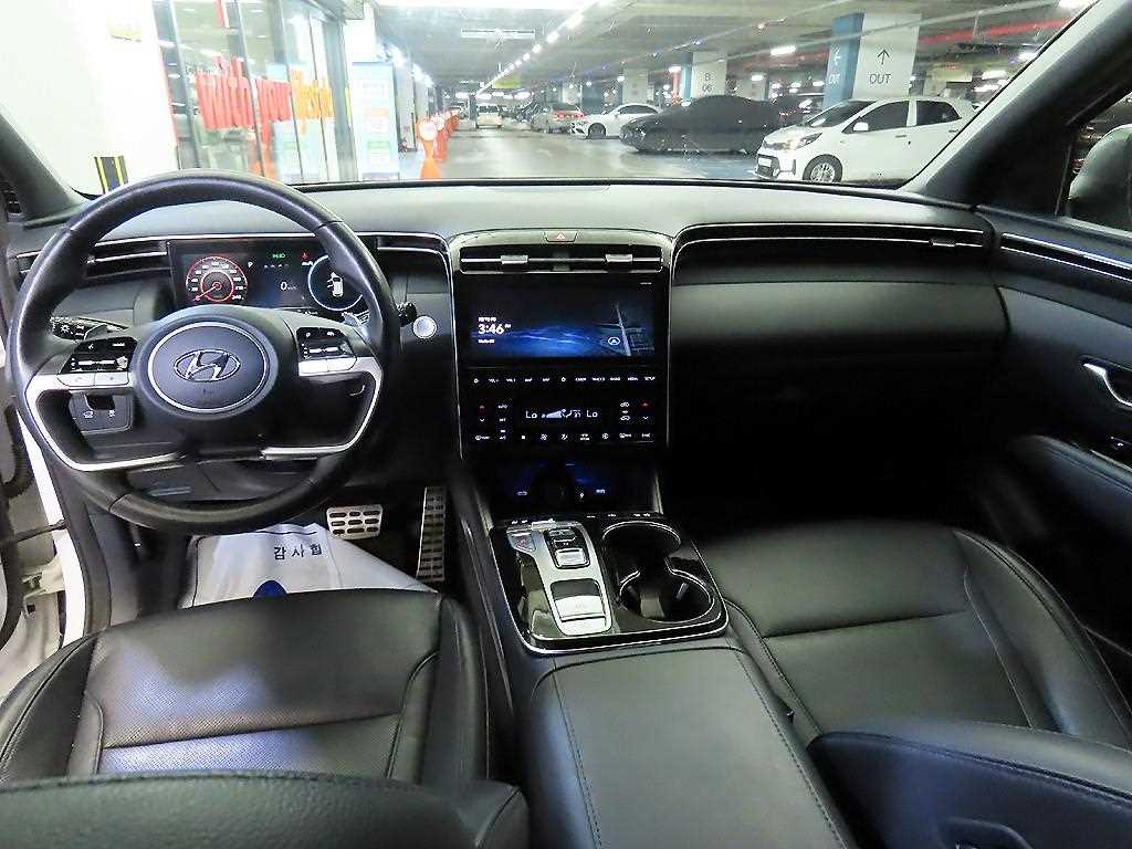 HYUNDAI Tucson - Vista 10