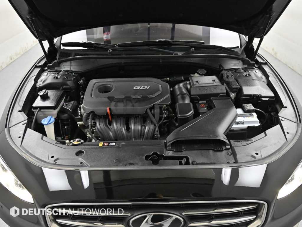 HYUNDAI Grandeur - Vista 6