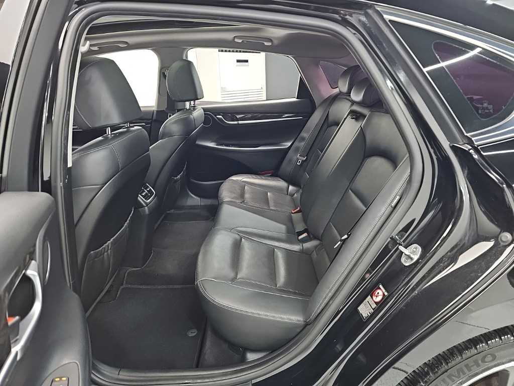 HYUNDAI Grandeur - Vista 12