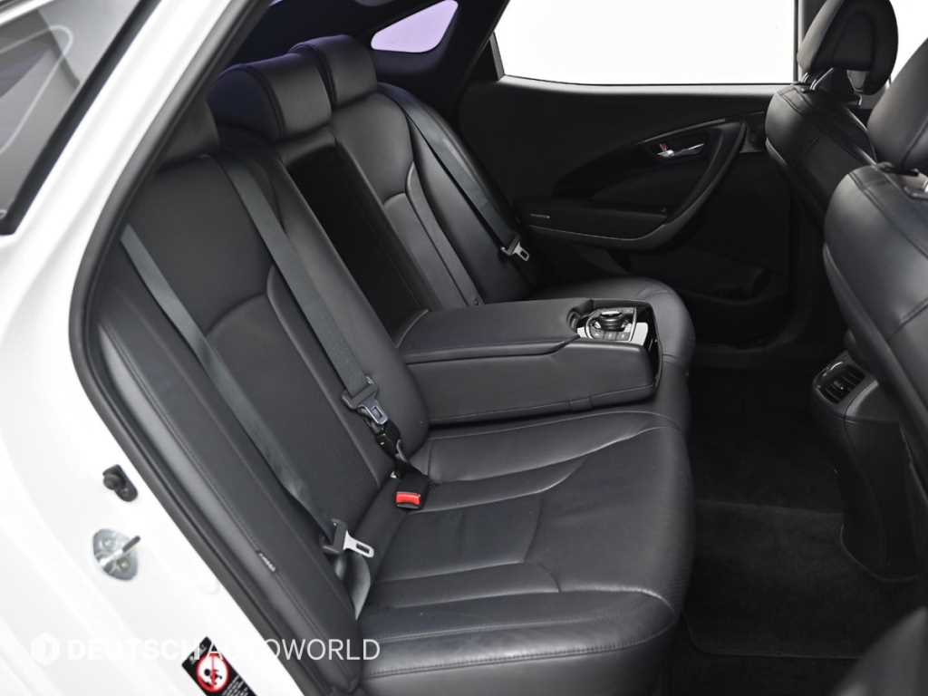 HYUNDAI Grandeur - Vista 12
