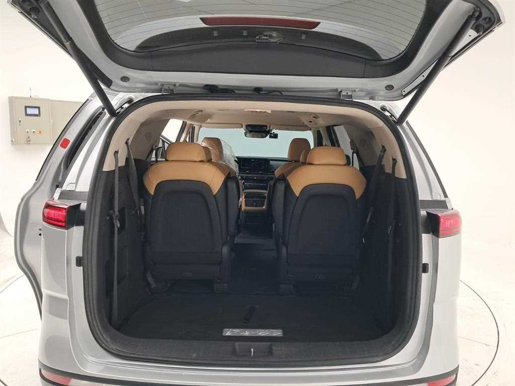 KIA Carnival 2021 Gris - Importación desde Corea - HF Imports Iquique - Foto 18