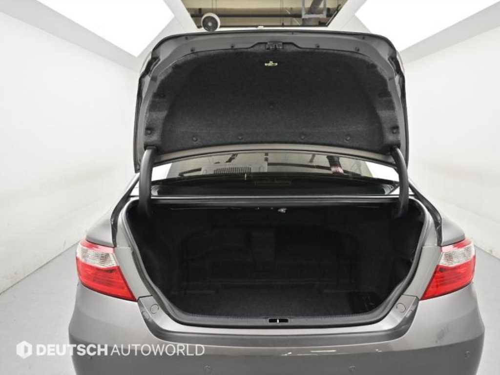 Toyota Camry 2017 Gris - Importación desde Corea - HF Imports Iquique - Foto 19