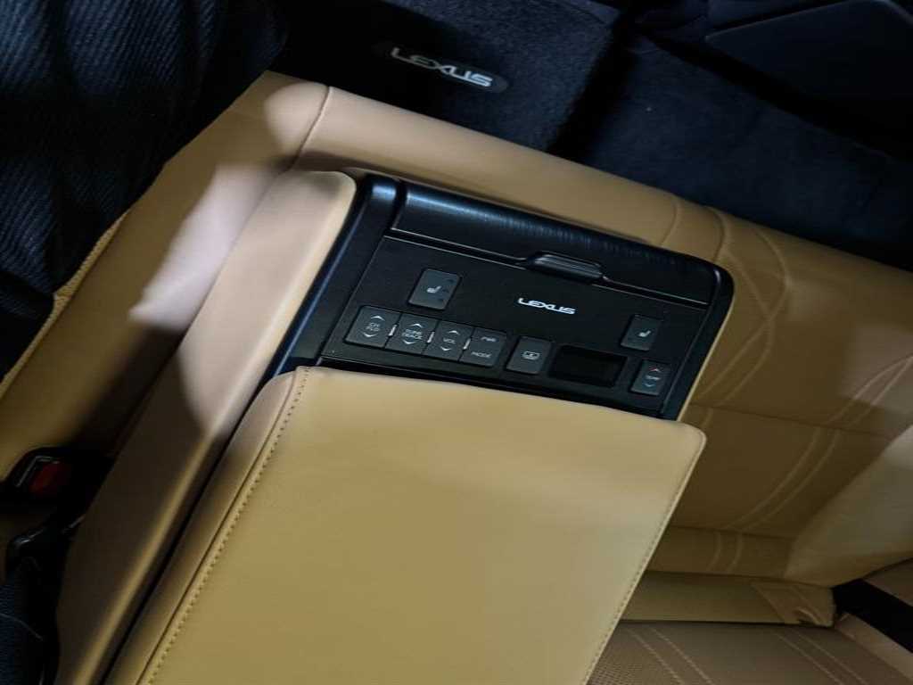 Lexus ES - Vista 11