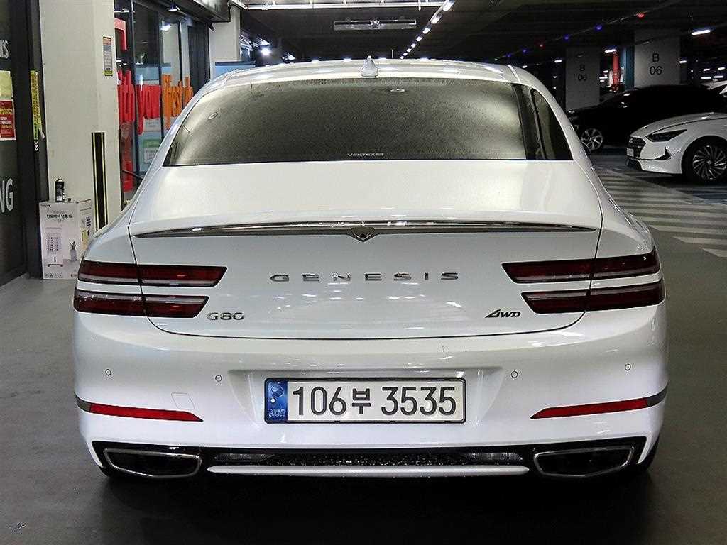Genesis G80 - Vista 6