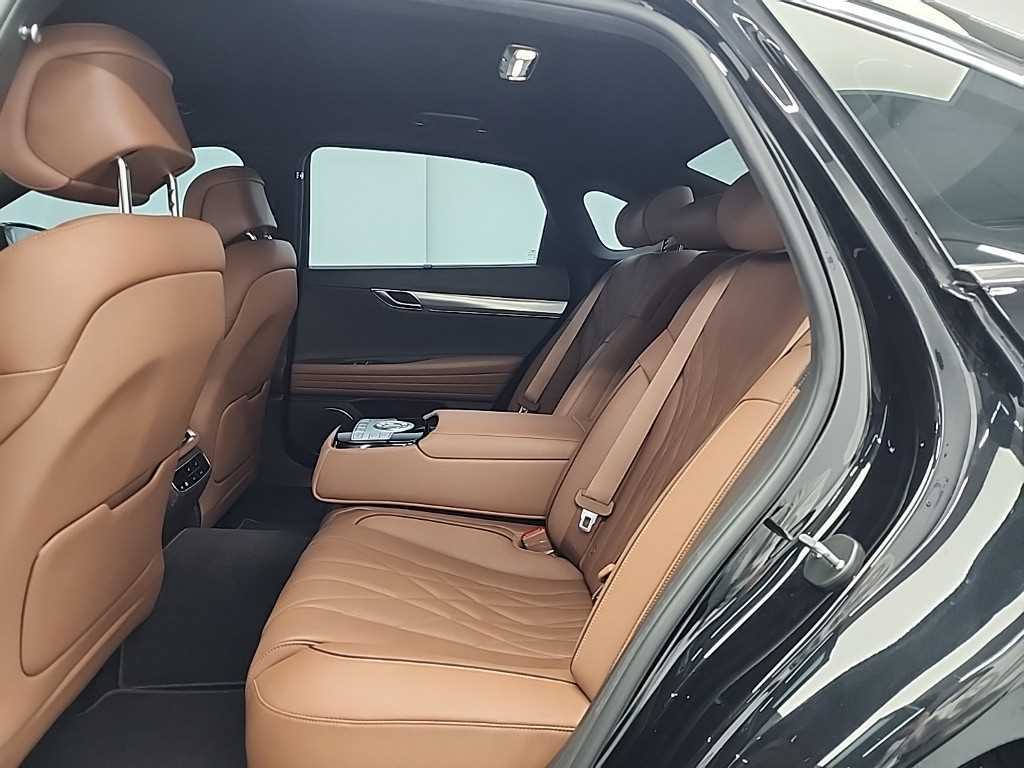 Genesis G80 - Vista 12