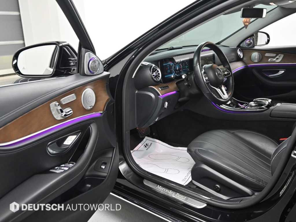 Mercedes Benz E class - Vista 11