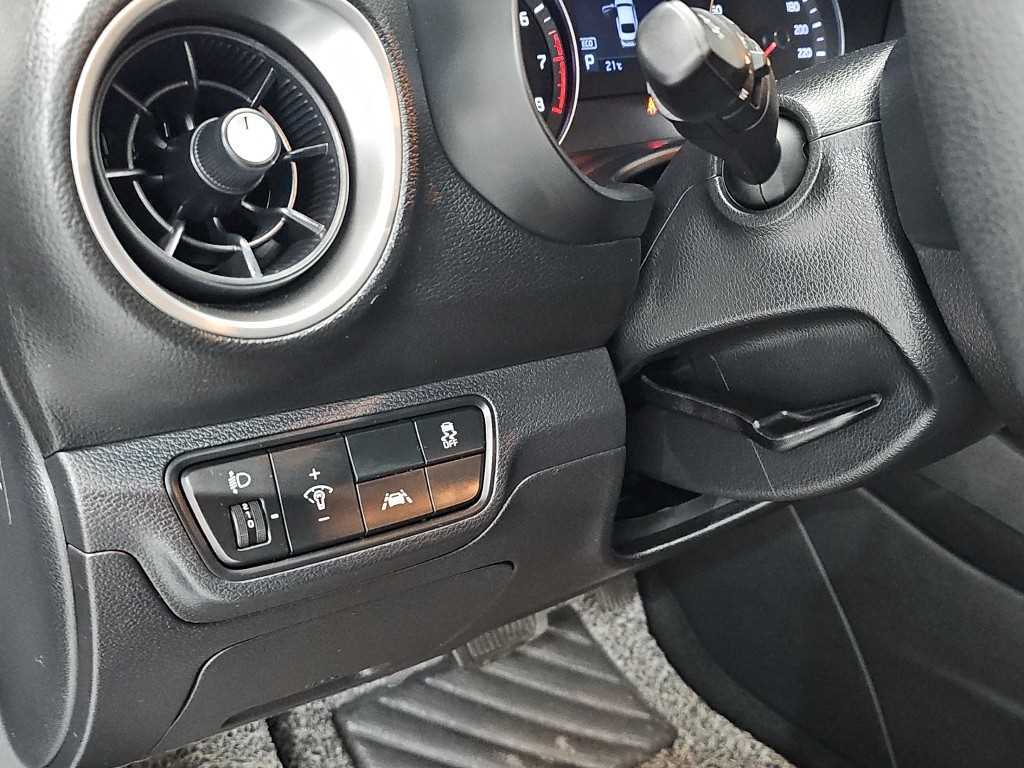 KIA K3 2019 Gris - Importación desde Corea - HF Imports Iquique - Foto 16