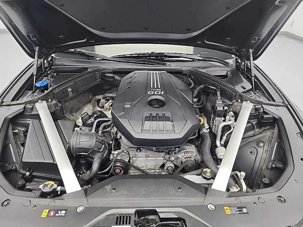 Genesis G70 - Vista 5