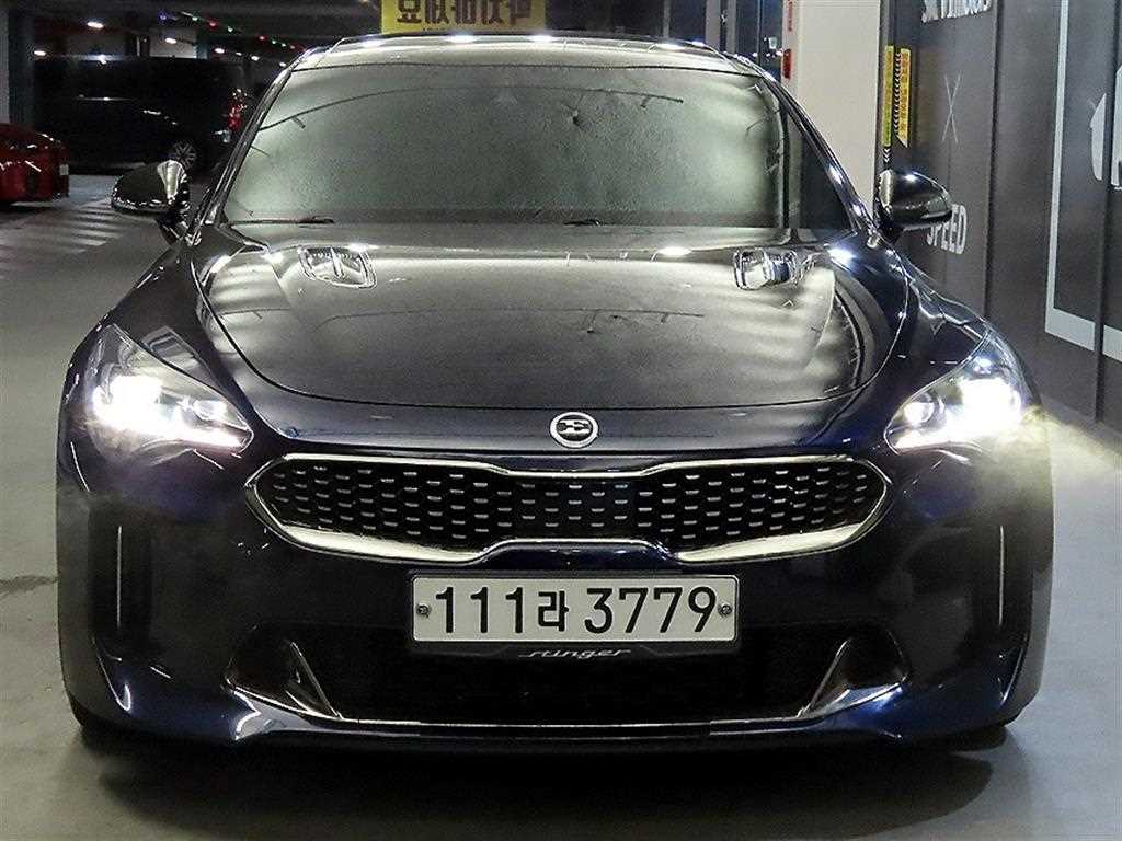 KIA Stinger - Vista 2