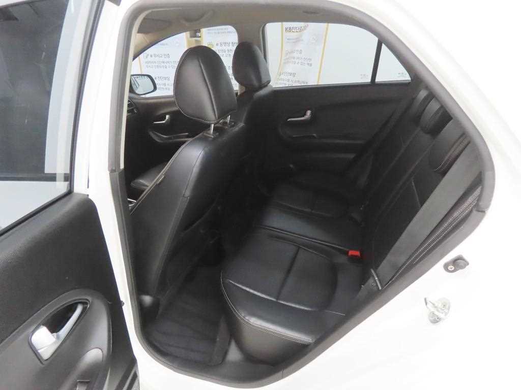 KIA Morning - Vista 6
