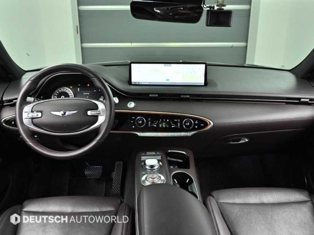 Genesis GV70 - Vista 7