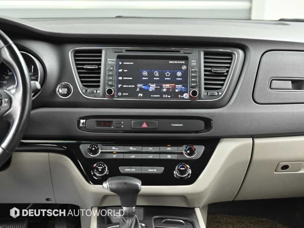 KIA Carnival 2018 Negro - Importación desde Corea - HF Imports Iquique - Foto 14
