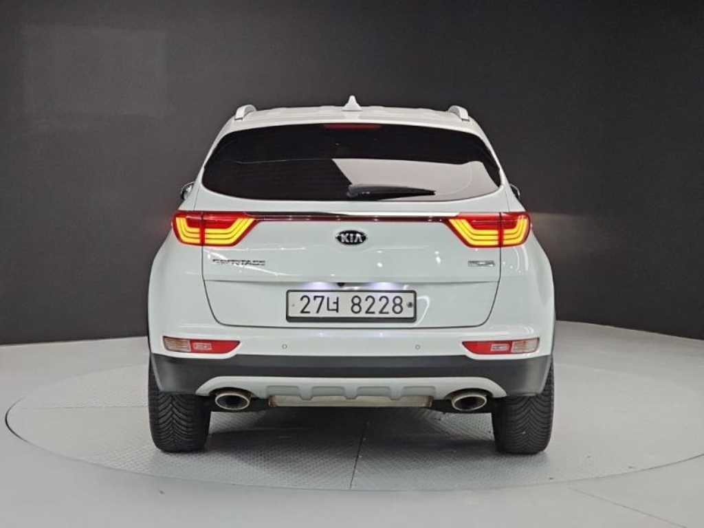 KIA Sportage - Vista 4