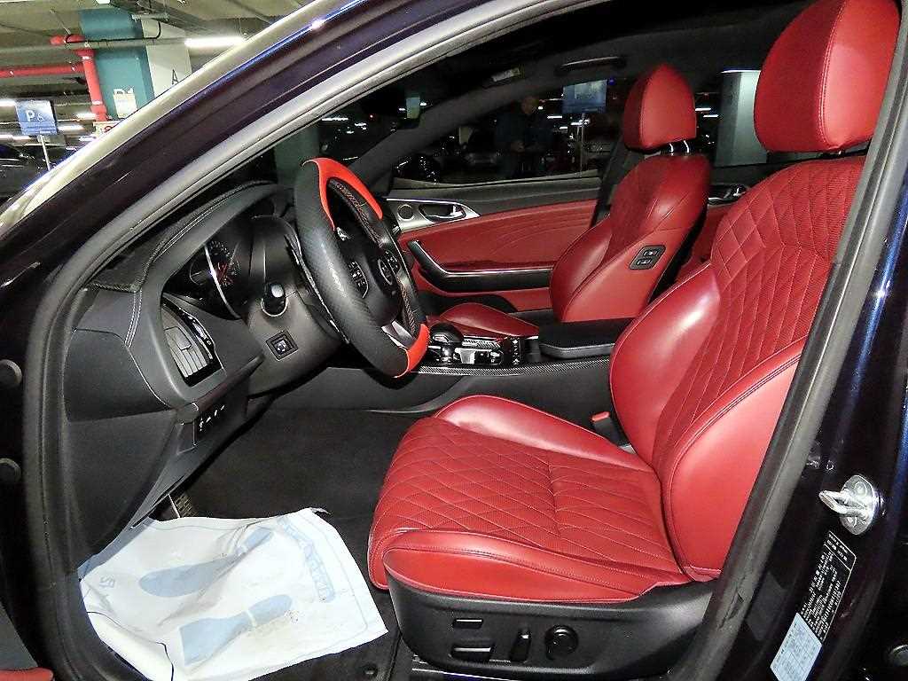 KIA Stinger - Vista 6