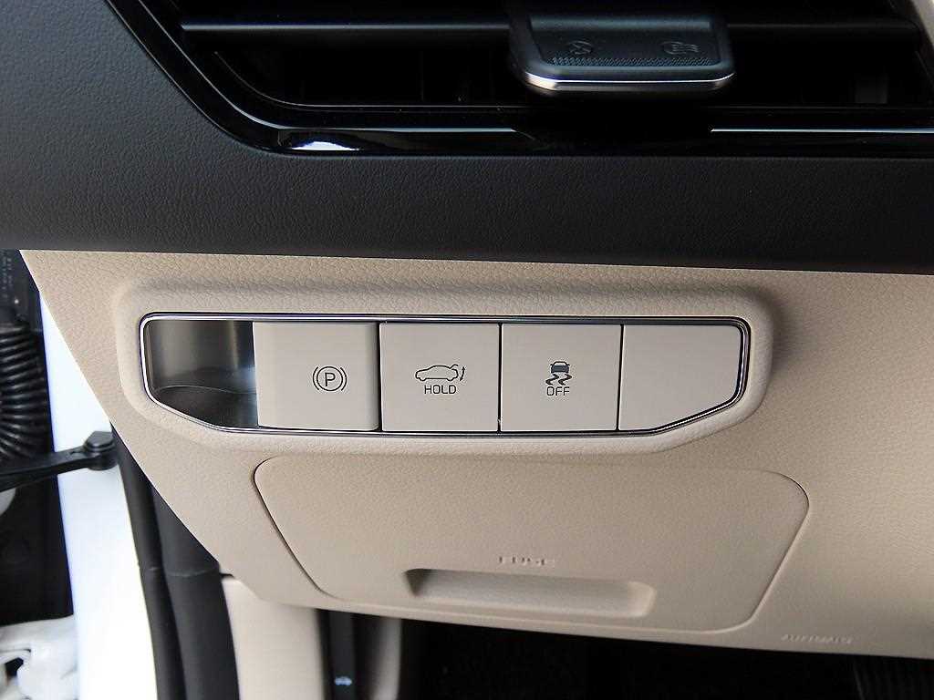 KIA K8 - Vista 12