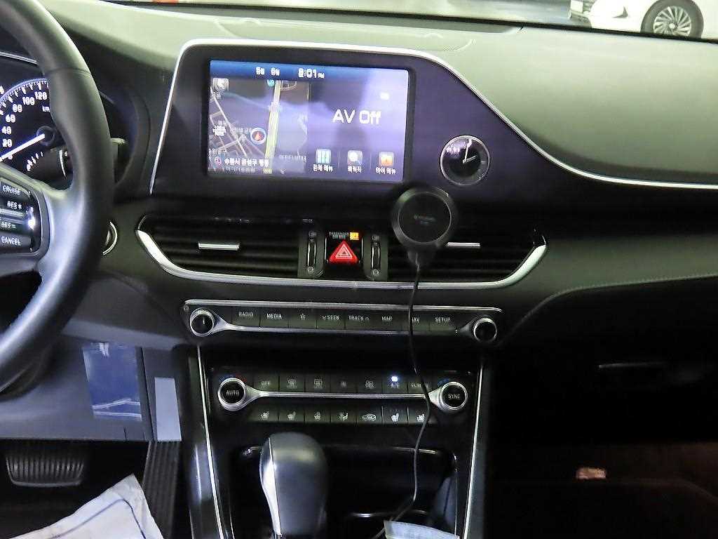 HYUNDAI Grandeur - Vista 11