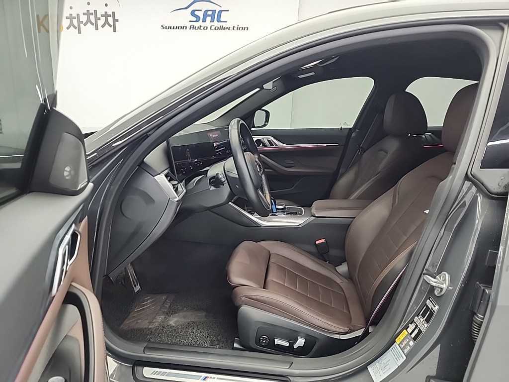 BMW i4 - Vista 11