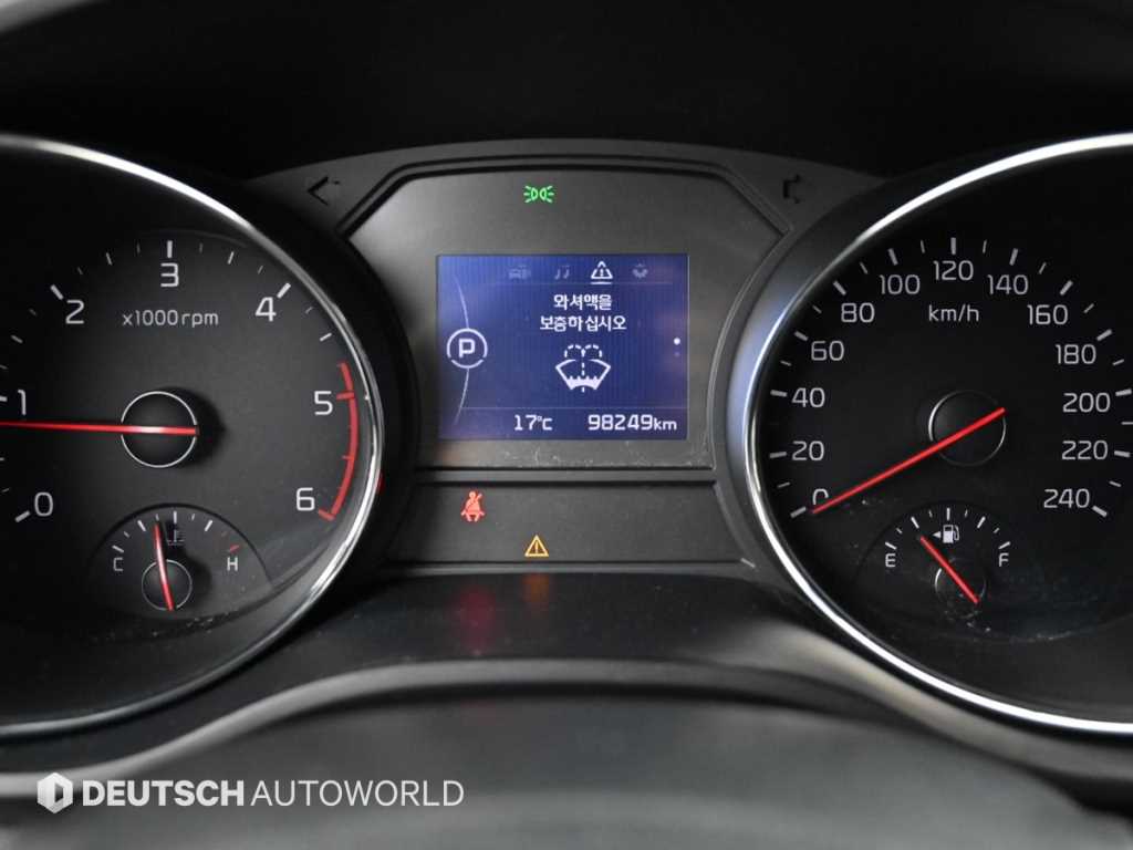 KIA Carnival - Vista 8