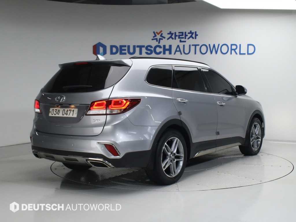 HYUNDAI Maxcruz - Vista 2
