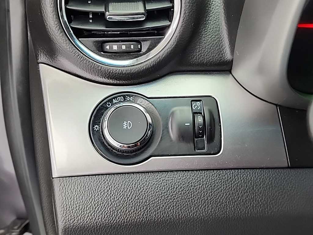 Chevrolet Orlando 2013 Gris - Importación desde Corea - HF Imports Iquique - Foto 16