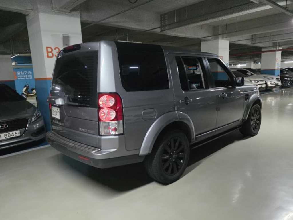 Land Rover Discovery - Vista 4