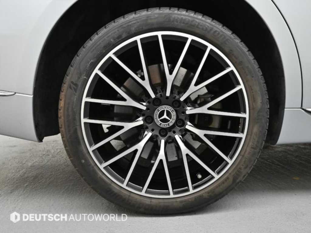 Mercedes Benz S Class - Vista 5