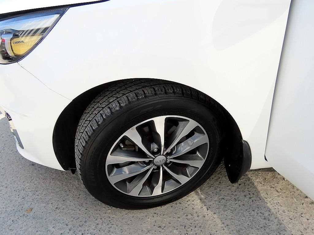 KIA Carnival 2016 - Importación desde Corea - HF Imports Iquique - Foto 13