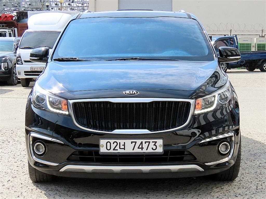 KIA Carnival 2018 Negro - Importación desde Corea - HF Imports Iquique - Foto 1