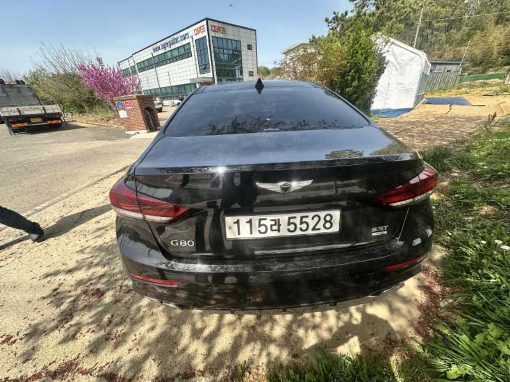Genesis G80 - Vista 2