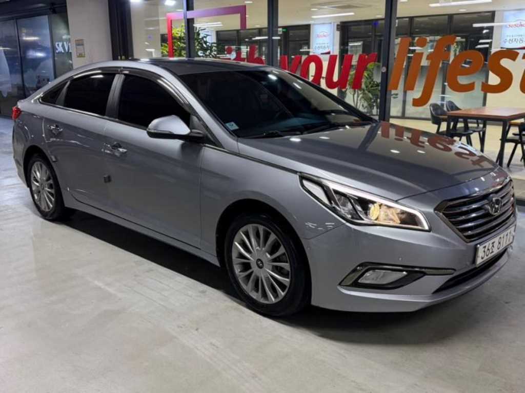HYUNDAI Sonata - Vista 2
