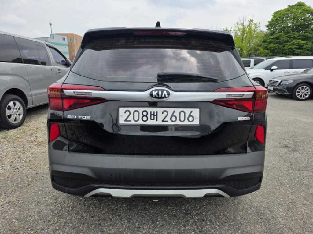 KIA Seltos - Vista 5