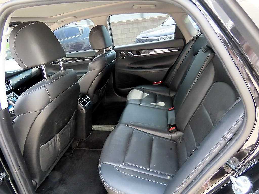 HYUNDAI Grandeur - Vista 6