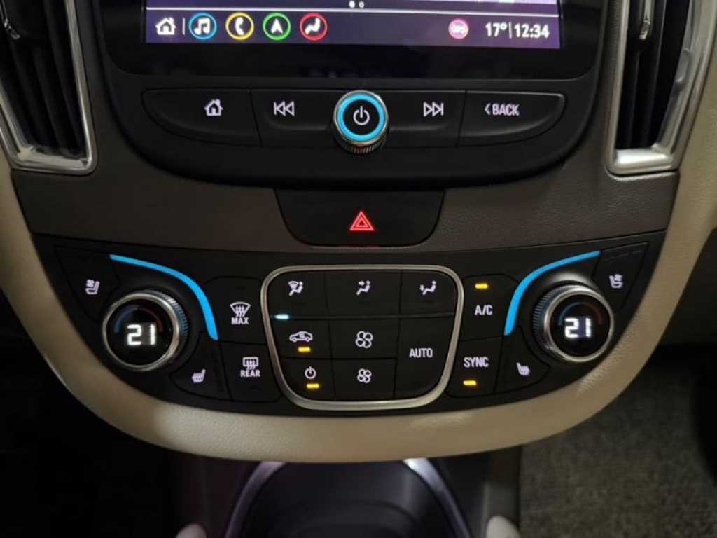 Chevrolet Malibu - Vista 12