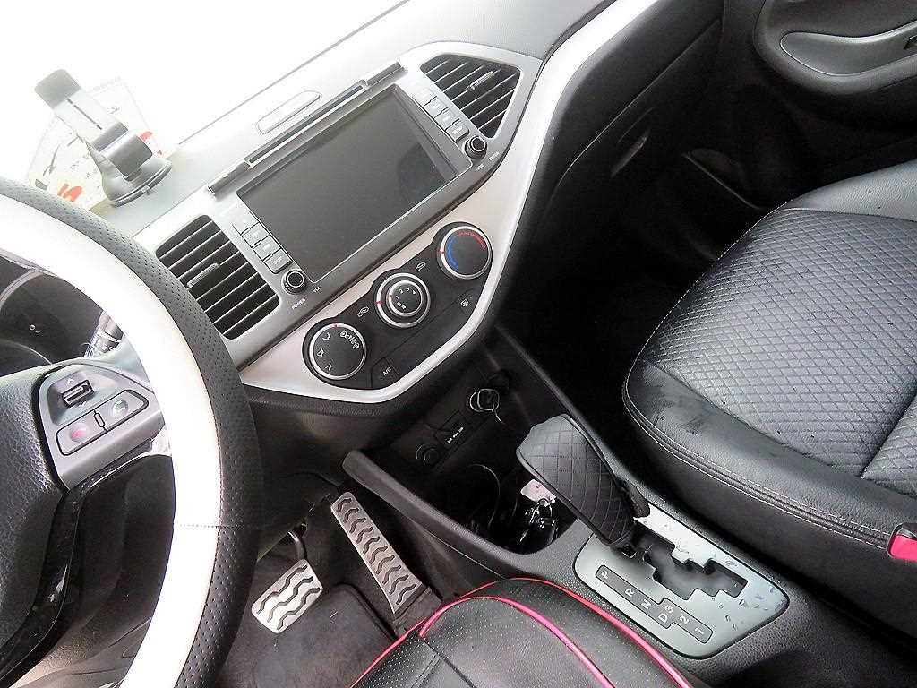 KIA Morning - Vista 10